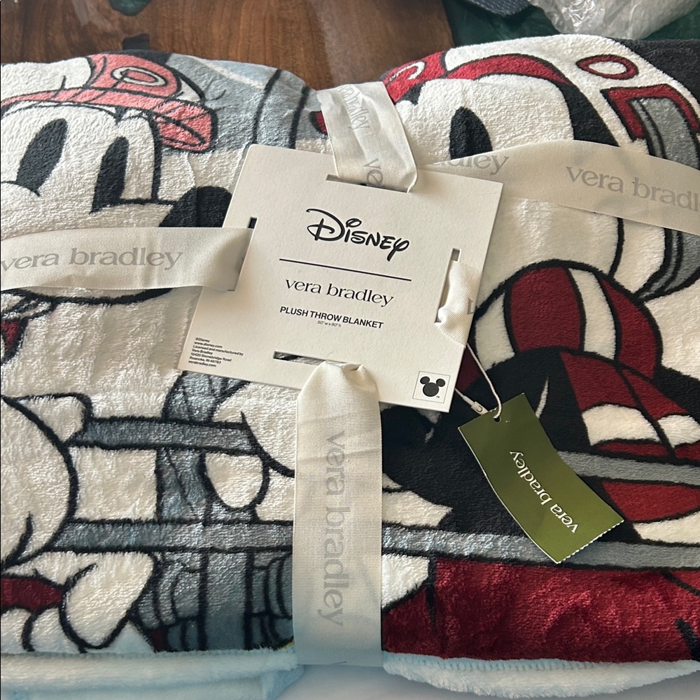 Disney x Vera Bradley Plush Throw Blanket 50” x 80” Mickey & Minnie NWT